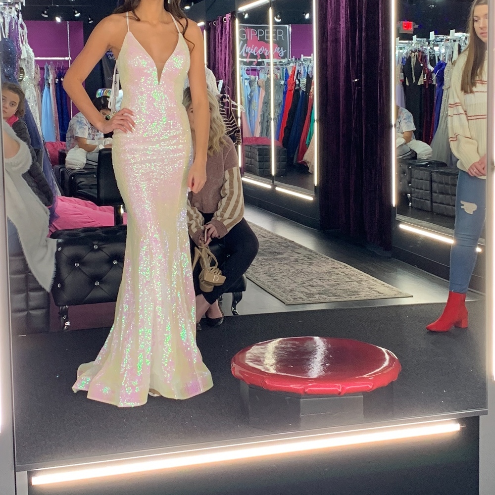 Prom Dress - NEW - Picture 2 of 5